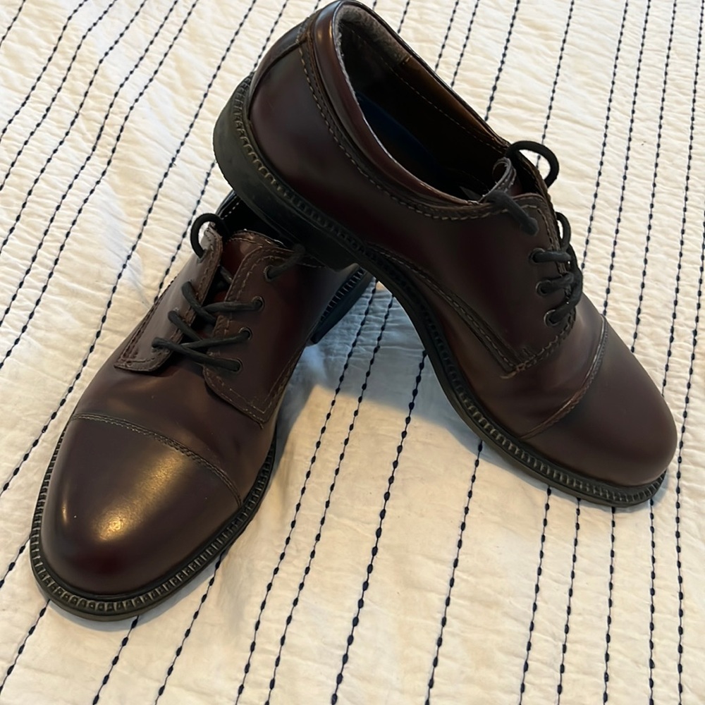 Dockers dress shoe. Men’s size 10.